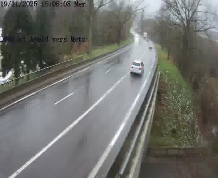 <h2>Clone of Webcam sur la D603 située à proximité de Saint-Avold. Vue orientée vers Metz</h2>