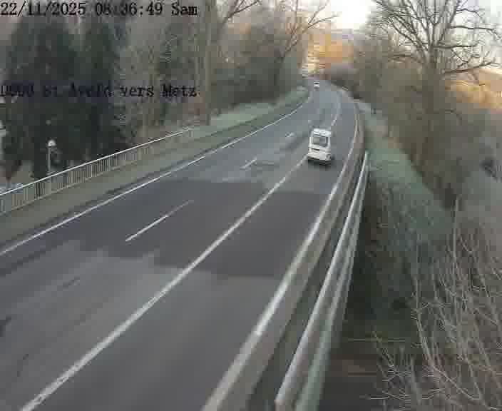 <h2>Clone of Webcam sur la D603 située à proximité de Saint-Avold. Vue orientée vers Metz</h2>