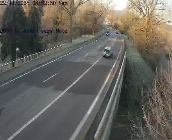 <h2>Clone of Webcam sur la D603 située à proximité de Saint-Avold. Vue orientée vers Metz</h2>