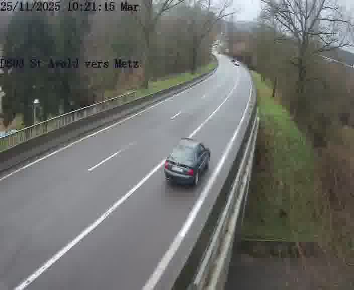 <h2>Clone of Webcam sur la D603 située à proximité de Saint-Avold. Vue orientée vers Metz</h2>
