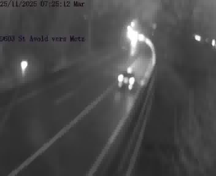 <h2>Clone of Webcam sur la D603 située à proximité de Saint-Avold. Vue orientée vers Metz</h2>