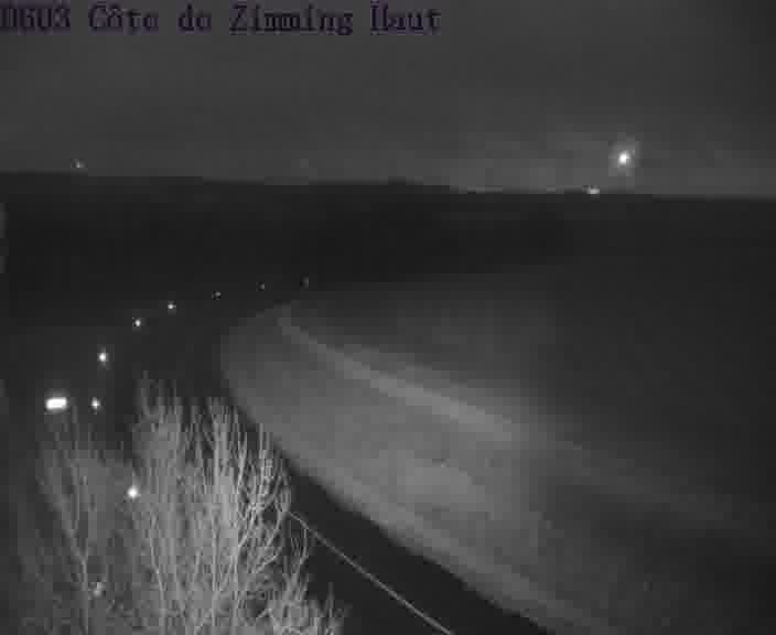 <h2>Webcam sur la D603 située en haut de la Côte de Zimming. Vue orientée vers Saint-Avold.</h2>
