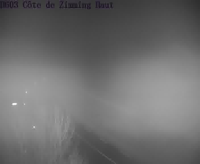 <h2>Webcam sur la D603 située en haut de la Côte de Zimming. Vue orientée vers Saint-Avold.</h2>