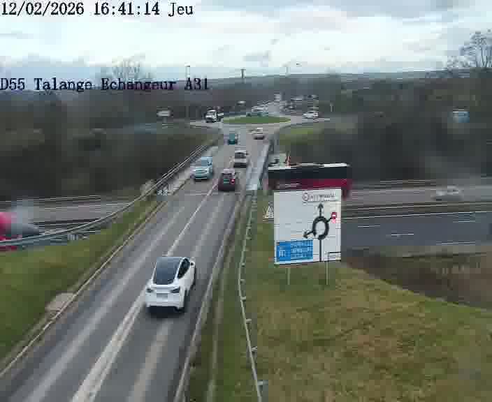 <h2>Webcam sur la D55 à Talange au niveau du pont surplombant l'A31 (sens droite-gauche vers Luxembourg). Vue orientée vers Ay-sur-Moselle.</h2>