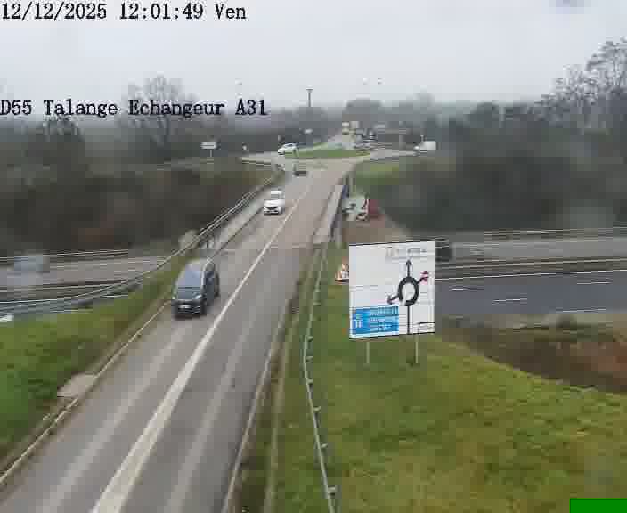Webcam sur la D55 à Talange au niveau du pont surplombant l'A31 (sens droite-gauche vers Luxembourg). Vue orientée vers Ay-sur-Moselle.