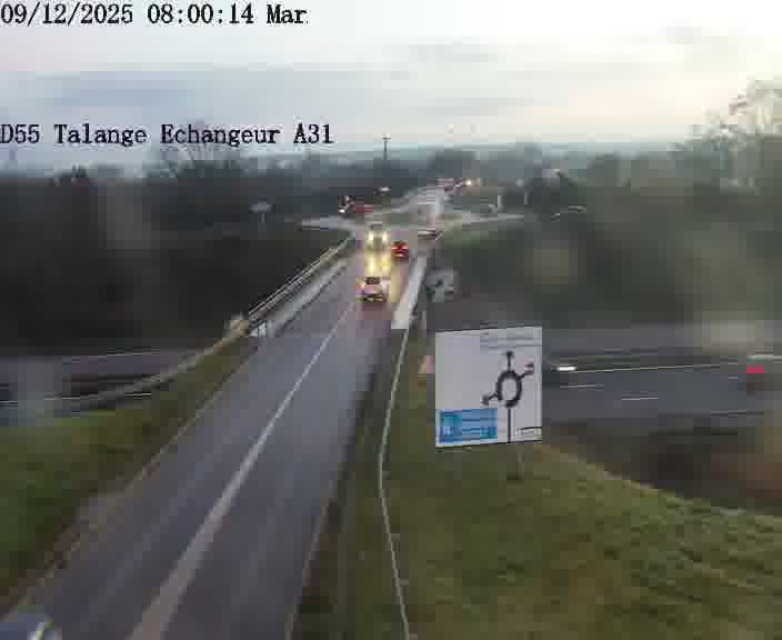 Webcam sur la D55 à Talange au niveau du pont surplombant l'A31 (sens droite-gauche vers Luxembourg). Vue orientée vers Ay-sur-Moselle.