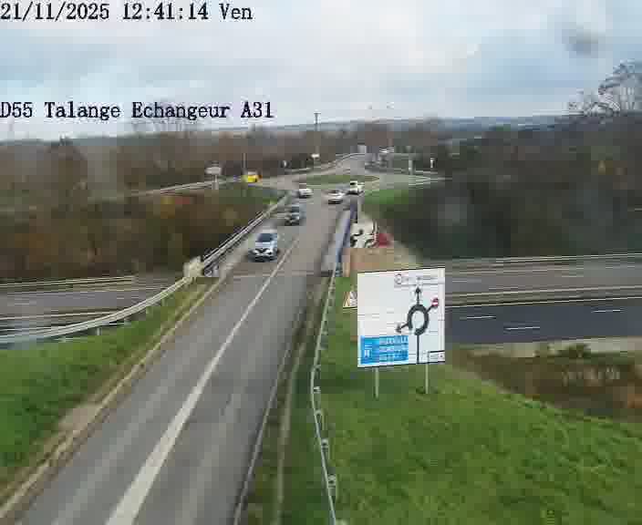 <h2>Webcam sur la D55 à Talange au niveau du pont surplombant l'A31 (sens droite-gauche vers Luxembourg). Vue orientée vers Ay-sur-Moselle.</h2>