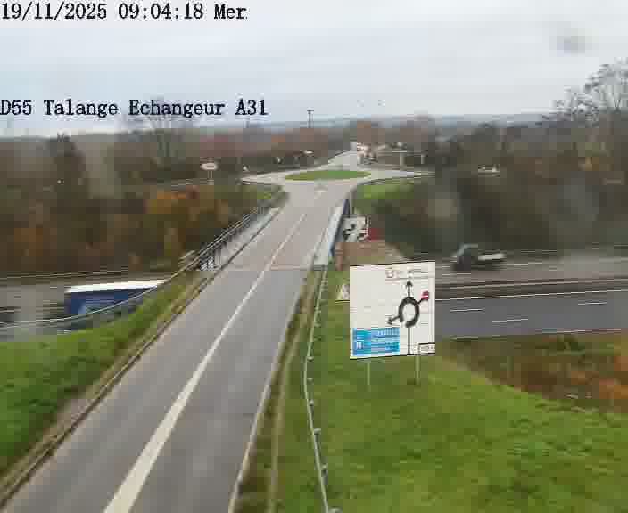 <h2>Webcam sur la D55 à Talange au niveau du pont surplombant l'A31 (sens droite-gauche vers Luxembourg). Vue orientée vers Ay-sur-Moselle.</h2>