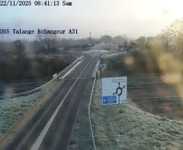 <h2>Webcam sur la D55 à Talange au niveau du pont surplombant l'A31 (sens droite-gauche vers Luxembourg). Vue orientée vers Ay-sur-Moselle.</h2>