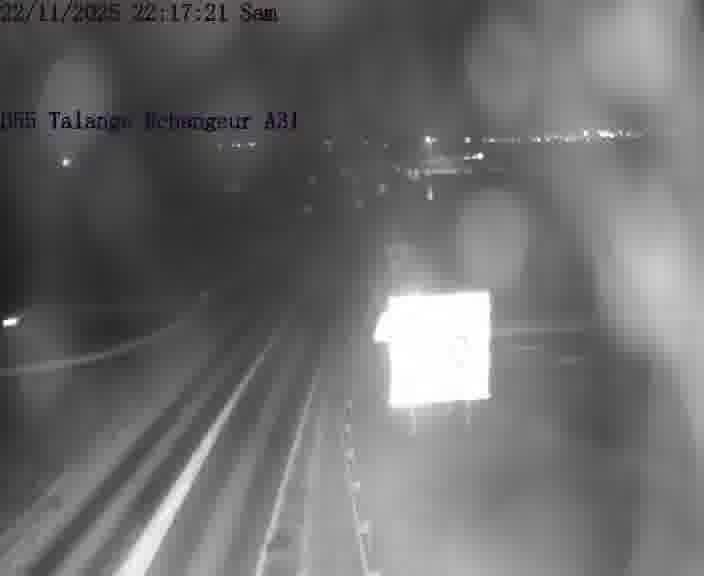 <h2>Webcam sur la D55 à Talange au niveau du pont surplombant l'A31 (sens droite-gauche vers Luxembourg). Vue orientée vers Ay-sur-Moselle.</h2>