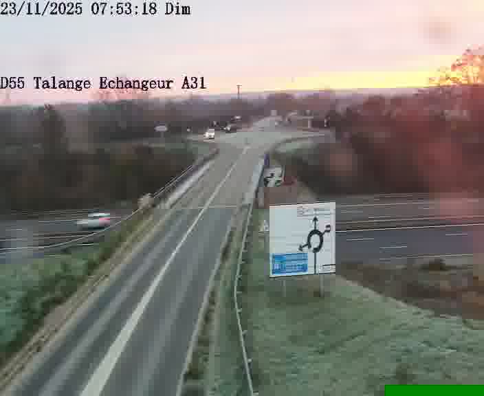 <h2>Webcam sur la D55 à Talange au niveau du pont surplombant l'A31 (sens droite-gauche vers Luxembourg). Vue orientée vers Ay-sur-Moselle.</h2>