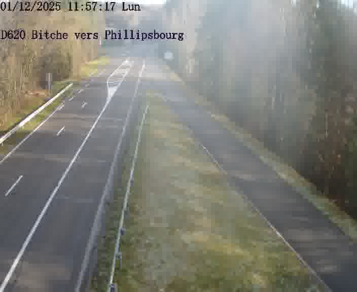 <h2>Webcam sur la D620, sur le contournement de Bitche. Vue orientée vers Philippsbourg</h2>