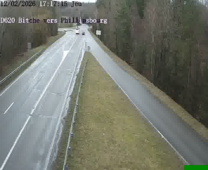 <h2>Webcam sur la D620, sur le contournement de Bitche. Vue orientée vers Philippsbourg</h2>