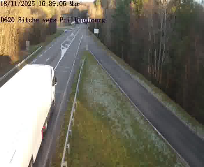 <h2>Webcam sur la D620, sur le contournement de Bitche. Vue orientée vers Philippsbourg</h2>