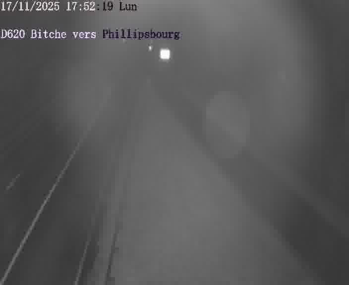 <h2>Webcam sur la D620, sur le contournement de Bitche. Vue orientée vers Philippsbourg</h2>