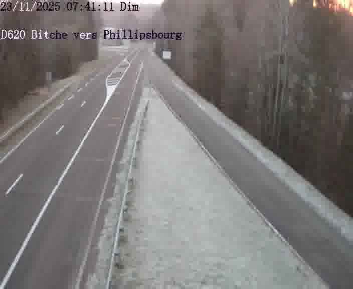 <h2>Webcam sur la D620, sur le contournement de Bitche. Vue orientée vers Philippsbourg</h2>