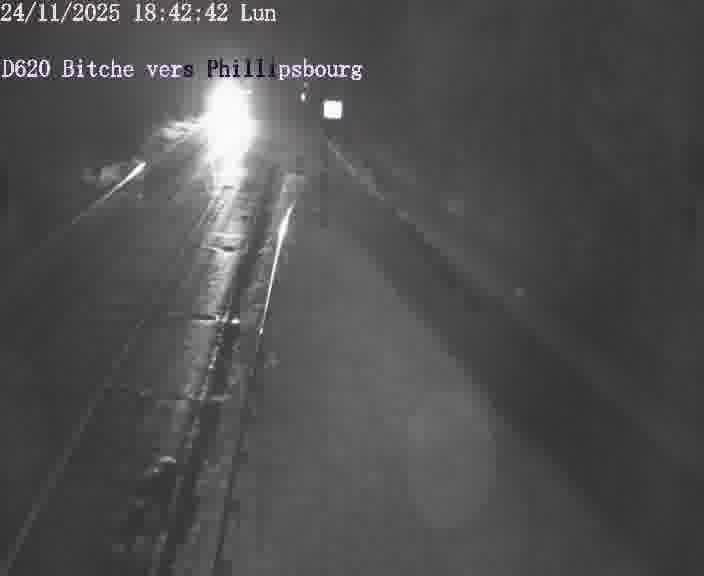 <h2>Webcam sur la D620, sur le contournement de Bitche. Vue orientée vers Philippsbourg</h2>