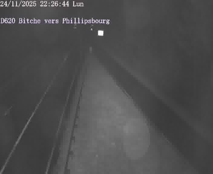 <h2>Webcam sur la D620, sur le contournement de Bitche. Vue orientée vers Philippsbourg</h2>
