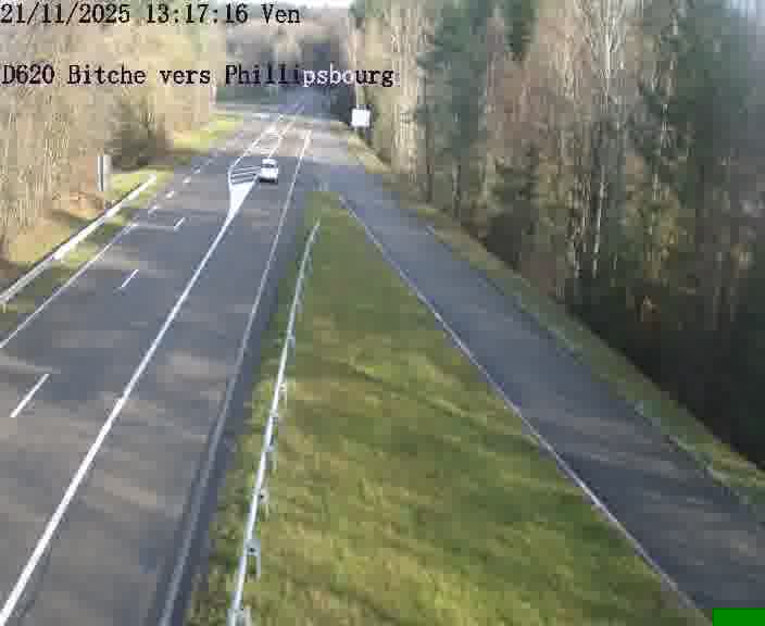<h2>Webcam sur la D620, sur le contournement de Bitche. Vue orientée vers Philippsbourg</h2>