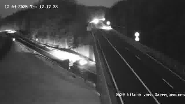 <h2>Webcam sur la D620, sur le contournement de Bitche. Vue orientée vers Sarreguemines</h2>