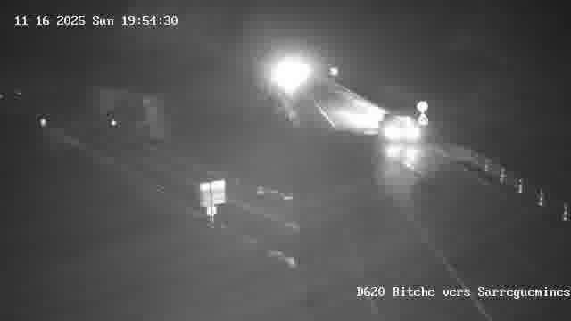 <h2>Webcam sur la D620, sur le contournement de Bitche. Vue orientée vers Sarreguemines</h2>