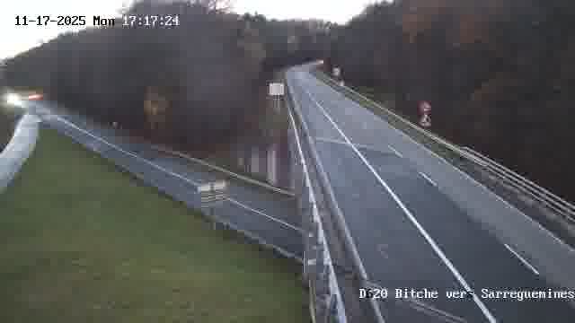 <h2>Webcam sur la D620, sur le contournement de Bitche. Vue orientée vers Sarreguemines</h2>