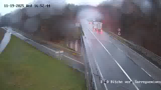 <h2>Webcam sur la D620, sur le contournement de Bitche. Vue orientée vers Sarreguemines</h2>