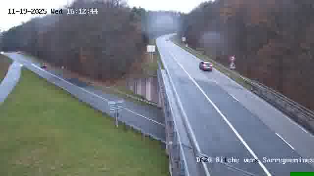 <h2>Webcam sur la D620, sur le contournement de Bitche. Vue orientée vers Sarreguemines</h2>