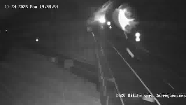 <h2>Webcam sur la D620, sur le contournement de Bitche. Vue orientée vers Sarreguemines</h2>