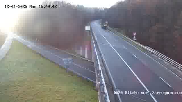 <h2>Webcam sur la D620, sur le contournement de Bitche. Vue orientée vers Sarreguemines</h2>