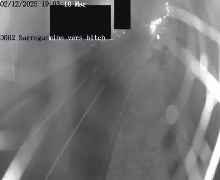 <h2>Dispositif d’observation sur D662 (France) à Sarreguemines, en direction de Bitche, offrant une visualisation fiable des conditions de circulation.</h2>