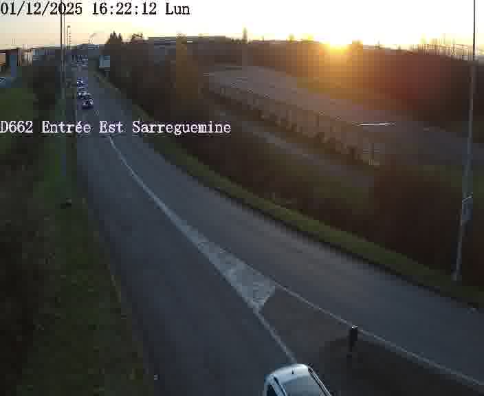 <h2>Point de vue trafic déployé sur D662 (France) à Sarreguemines, regardant vers Sarreguemines, aidant conducteurs et services à anticiper les flux.</h2>