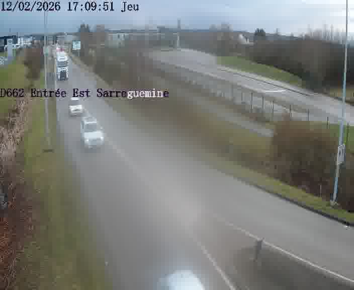 <h2>Point de vue trafic déployé sur D662 (France) à Sarreguemines, regardant vers Sarreguemines, aidant conducteurs et services à anticiper les flux.</h2>