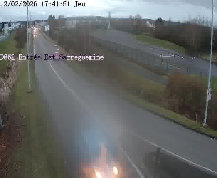 <h2>Point de vue trafic déployé sur D662 (France) à Sarreguemines, regardant vers Sarreguemines, aidant conducteurs et services à anticiper les flux.</h2>