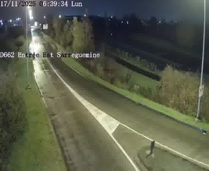 <h2>Point de vue trafic déployé sur D662 (France) à Sarreguemines, regardant vers Sarreguemines, aidant conducteurs et services à anticiper les flux.</h2>