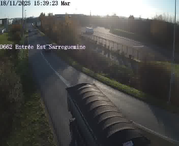 <h2>Point de vue trafic déployé sur D662 (France) à Sarreguemines, regardant vers Sarreguemines, aidant conducteurs et services à anticiper les flux.</h2>