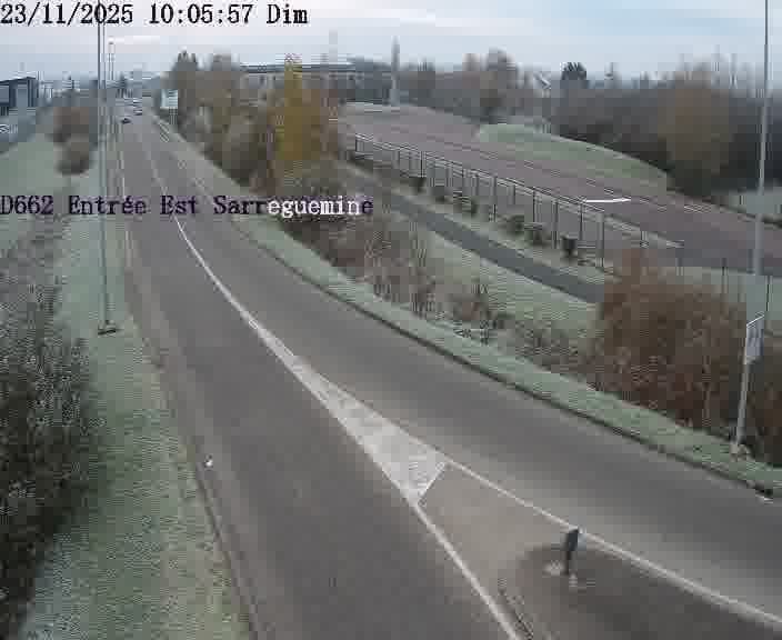 <h2>Point de vue trafic déployé sur D662 (France) à Sarreguemines, regardant vers Sarreguemines, aidant conducteurs et services à anticiper les flux.</h2>