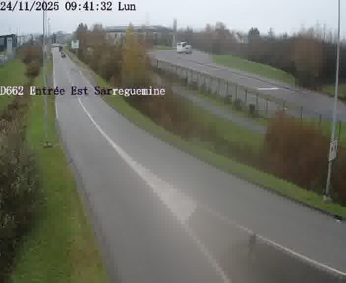 <h2>Point de vue trafic déployé sur D662 (France) à Sarreguemines, regardant vers Sarreguemines, aidant conducteurs et services à anticiper les flux.</h2>