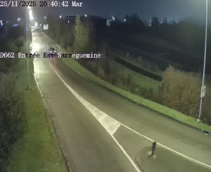 <h2>Point de vue trafic déployé sur D662 (France) à Sarreguemines, regardant vers Sarreguemines, aidant conducteurs et services à anticiper les flux.</h2>