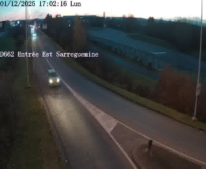 <h2>Point de vue trafic déployé sur D662 (France) à Sarreguemines, regardant vers Sarreguemines, aidant conducteurs et services à anticiper les flux.</h2>