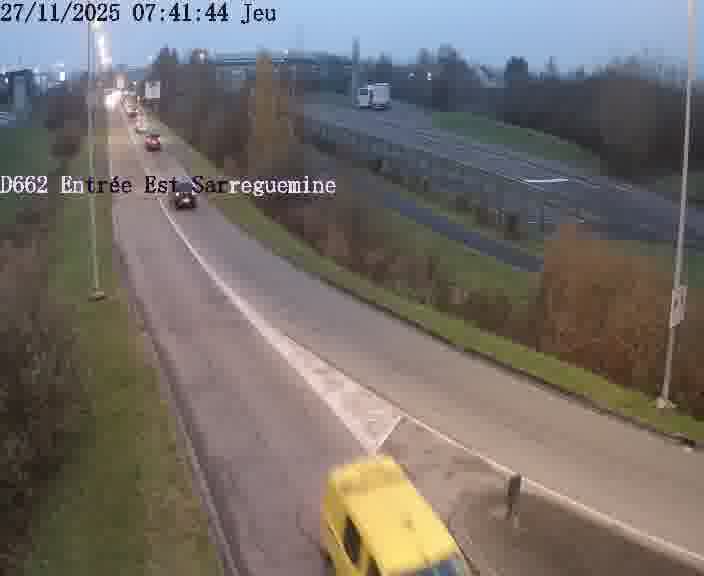 <h2>Point de vue trafic déployé sur D662 (France) à Sarreguemines, regardant vers Sarreguemines, aidant conducteurs et services à anticiper les flux.</h2>