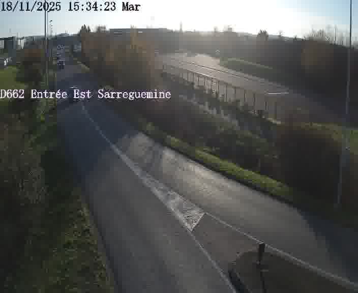 <h2>Point de vue trafic déployé sur D662 (France) à Sarreguemines, regardant vers Sarreguemines, aidant conducteurs et services à anticiper les flux.</h2>