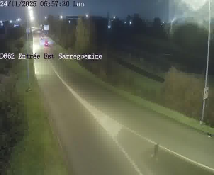 <h2>Point de vue trafic déployé sur D662 (France) à Sarreguemines, regardant vers Sarreguemines, aidant conducteurs et services à anticiper les flux.</h2>