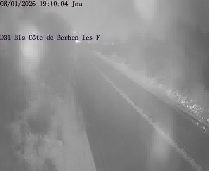 Webcam de surveillance sur D31bis (France) à Behren-lès-Forbach, cadrée vers Sarreguemines, proposant une information routière utile aux déplacements quotidiens.