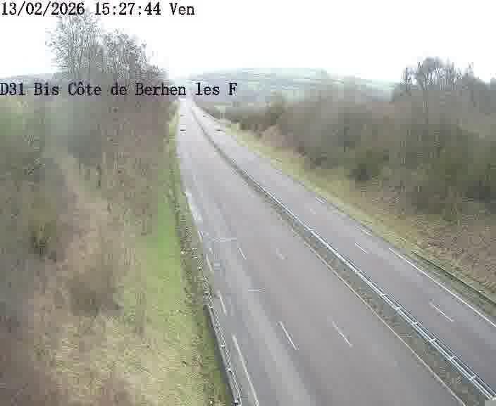 Webcam de surveillance sur D31bis (France) à Behren-lès-Forbach, cadrée vers Sarreguemines, proposant une information routière utile aux déplacements quotidiens.