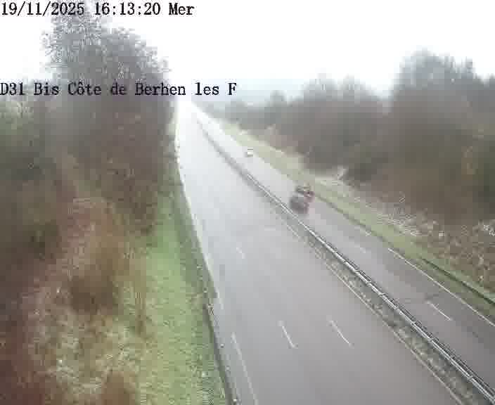 <h2>Webcam de surveillance sur D31bis (France) à Behren-lès-Forbach, cadrée vers Sarreguemines, proposant une information routière utile aux déplacements quotidiens.</h2>