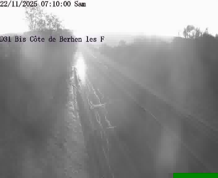 <h2>Webcam de surveillance sur D31bis (France) à Behren-lès-Forbach, cadrée vers Sarreguemines, proposant une information routière utile aux déplacements quotidiens.</h2>