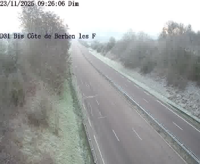 <h2>Webcam de surveillance sur D31bis (France) à Behren-lès-Forbach, cadrée vers Sarreguemines, proposant une information routière utile aux déplacements quotidiens.</h2>