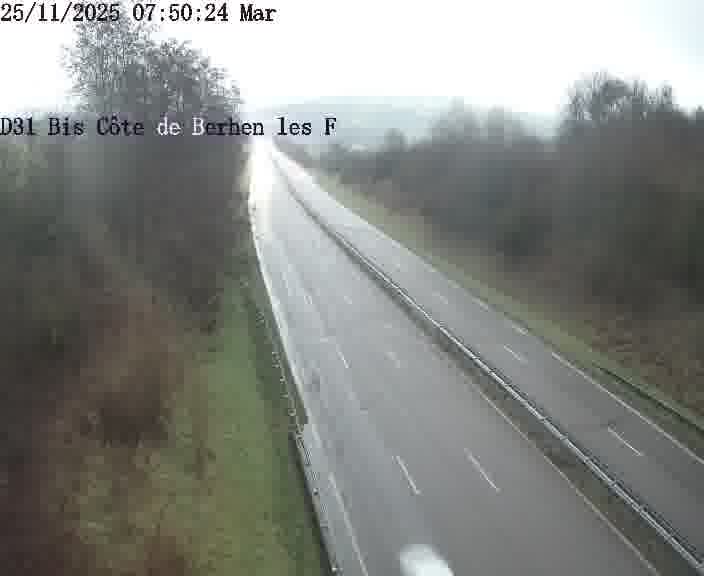 <h2>Webcam de surveillance sur D31bis (France) à Behren-lès-Forbach, cadrée vers Sarreguemines, proposant une information routière utile aux déplacements quotidiens.</h2>