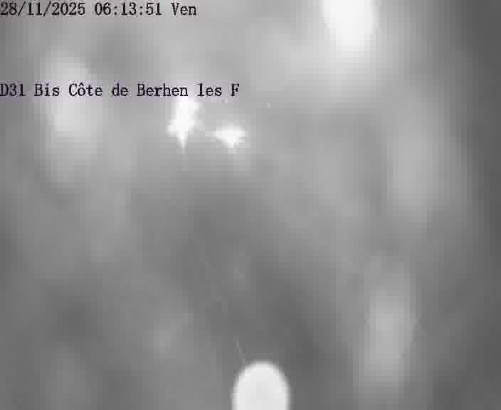 <h2>Webcam de surveillance sur D31bis (France) à Behren-lès-Forbach, cadrée vers Sarreguemines, proposant une information routière utile aux déplacements quotidiens.</h2>